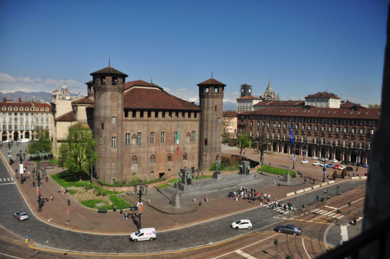 토리노 Mansarda In Piazza Castello 아파트 외부 사진